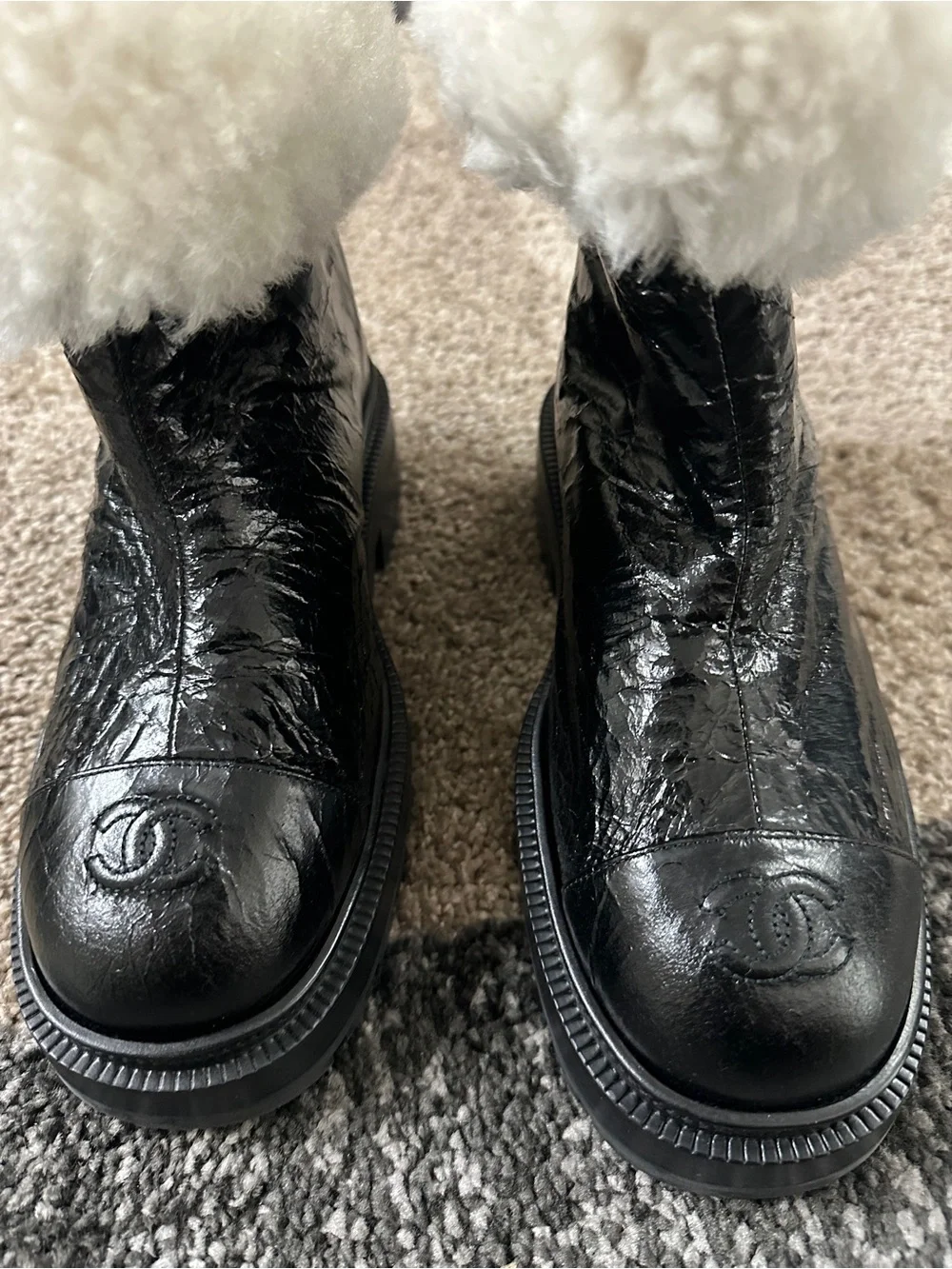 CHANEL Black Leather Winter Boots with Cream Shearling Cuff